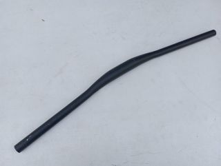 vtt handlebar noir aluminium 31.8 mm 680 mm