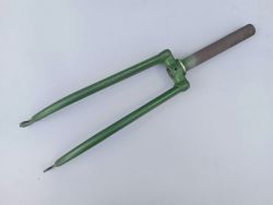 Fourche verte 500a vélo demi course enfant filetage français 25x1 mm