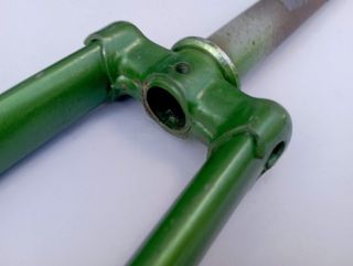 Fourche verte 500a vélo demi course enfant filetage français 25x1 mm