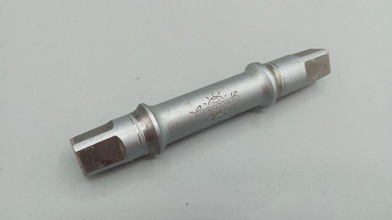 axe pédalier campagnolo 116  ISO vélo course vintage