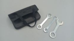 Black bag to hang behind your vintage bike's saddle